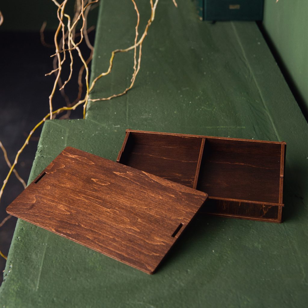 Cutie mica lemn cu 2 compartimente - Alege-o ca pe o cutie cadouri, cutie cu amintiri sau cutie cu poze - Confectionare cutii cadouri