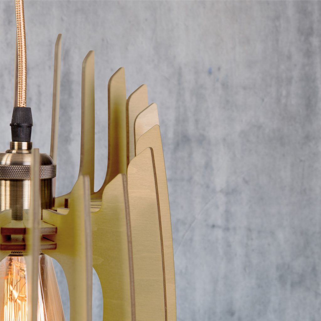 Lustra din lemn handmade moderna Oblique crem 100% produsa in Romania